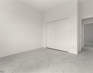 532 Lone Star Lane - Photo Thumbnail 20