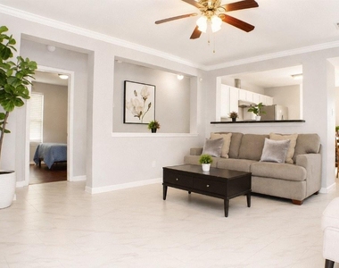 8515 Westknoll Lane - Photo Thumbnail 1