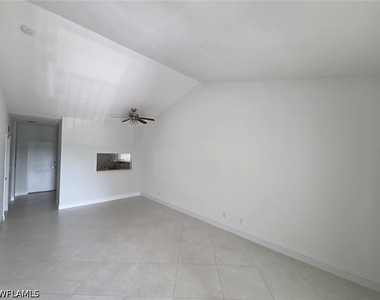 8408 Bernwood Cove Loop - Photo Thumbnail 4