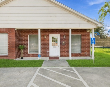 1224 Holland Avenue - Photo Thumbnail 33