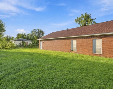 1224 Holland Avenue - Photo Thumbnail 42
