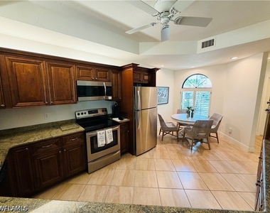 7056 Pelican Bay Boulevard - Photo Thumbnail 5