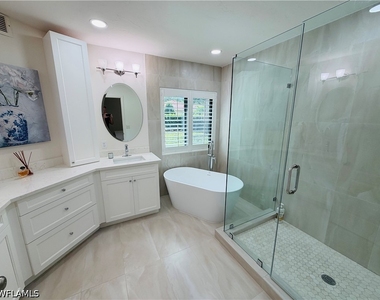 7056 Pelican Bay Boulevard - Photo Thumbnail 8