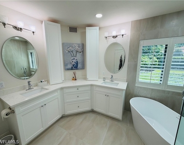 7056 Pelican Bay Boulevard - Photo Thumbnail 9