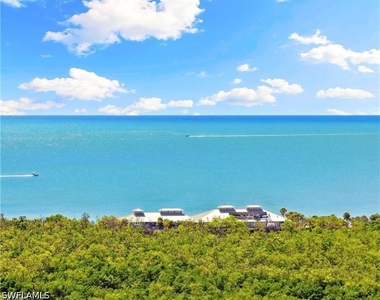 7056 Pelican Bay Boulevard - Photo Thumbnail 16