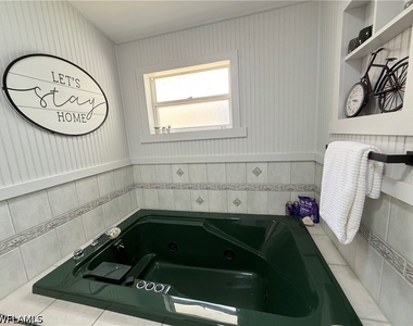 337 Emerald Bay Circle - Photo Thumbnail 19