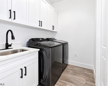 2612 14th Avenue Ne - Photo Thumbnail 23