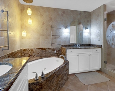 401 Bayfront Place - Photo Thumbnail 16