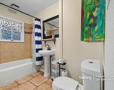 2907 Avenue M 1/2 - Photo Thumbnail 5