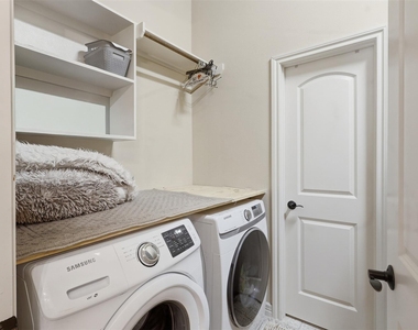 2522 Kinsgate Forest Drive - Photo Thumbnail 18