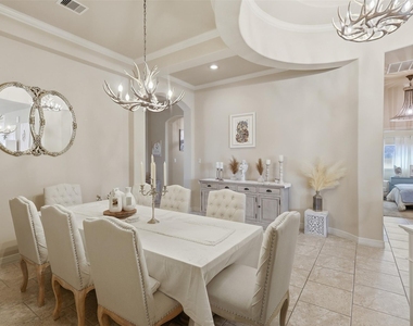 2522 Kinsgate Forest Drive - Photo Thumbnail 10