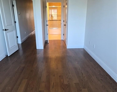 39 Allen - Photo Thumbnail 4
