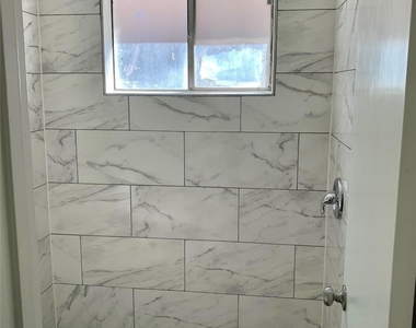 13826 Maisemore Road - Photo Thumbnail 11