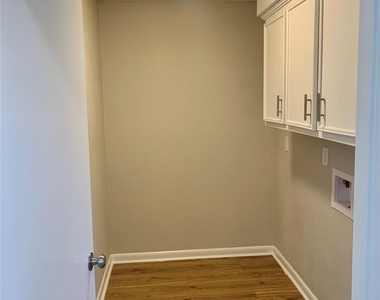 13826 Maisemore Road - Photo Thumbnail 14