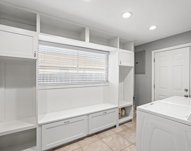 7906 Cedel Drive - Photo Thumbnail 19