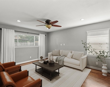 7906 Cedel Drive - Photo Thumbnail 2