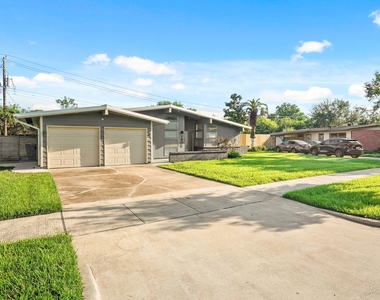 7906 Cedel Drive - Photo Thumbnail 1