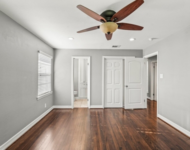 7906 Cedel Drive - Photo Thumbnail 11