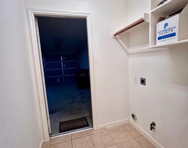 25918 Silver Timbers Lane - Photo Thumbnail 30