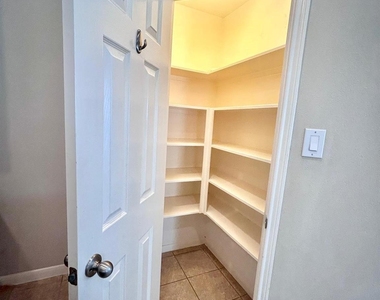 25918 Silver Timbers Lane - Photo Thumbnail 10