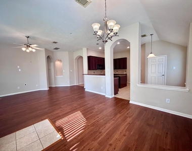 25918 Silver Timbers Lane - Photo Thumbnail 5
