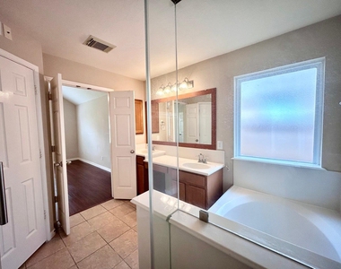 25918 Silver Timbers Lane - Photo Thumbnail 19