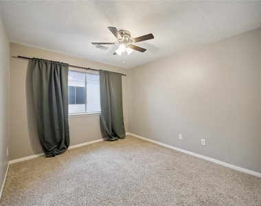 7403 Hollister Ridge - Photo Thumbnail 10