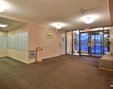 160 Overlook - Photo Thumbnail 11