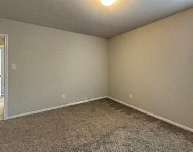 3011 Darlington Court - Photo Thumbnail 17