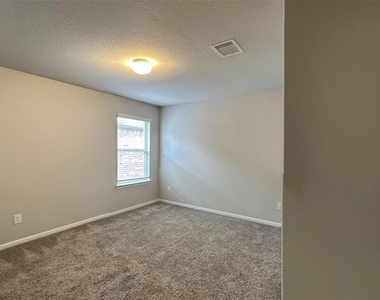 3011 Darlington Court - Photo Thumbnail 14