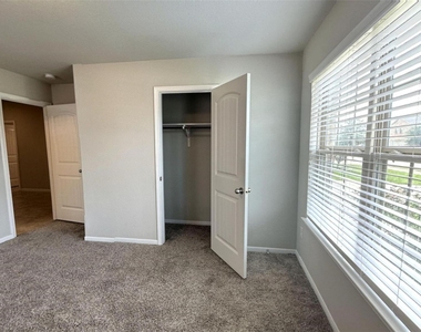 3011 Darlington Court - Photo Thumbnail 10