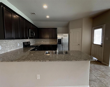 3011 Darlington Court - Photo Thumbnail 4