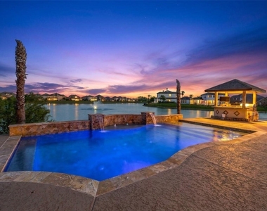 8 Cypress Point Court - Photo Thumbnail 1