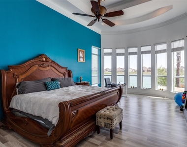 8 Cypress Point Court - Photo Thumbnail 12