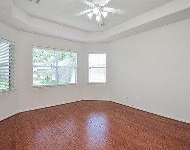4746 Autumn Orchard Lane - Photo Thumbnail 19