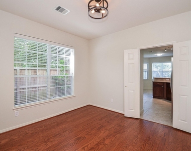 4746 Autumn Orchard Lane - Photo Thumbnail 11