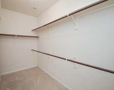 4746 Autumn Orchard Lane - Photo Thumbnail 24