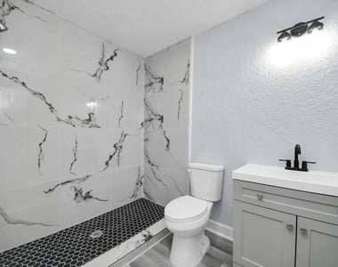 9406 Vickijohn Drive - Photo Thumbnail 39