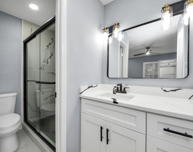 9406 Vickijohn Drive - Photo Thumbnail 44