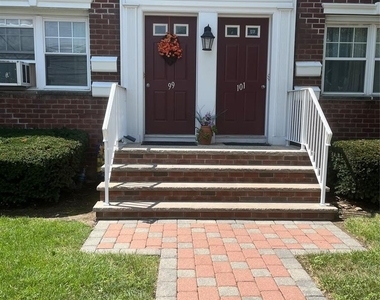 99 Hastings - Photo Thumbnail 1