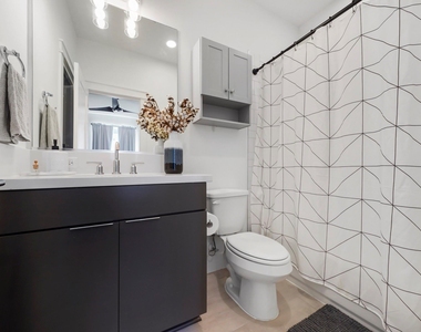 1218 W 24th Street - Photo Thumbnail 16