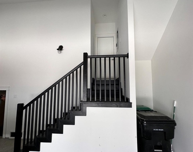 1218 W 24th Street - Photo Thumbnail 18