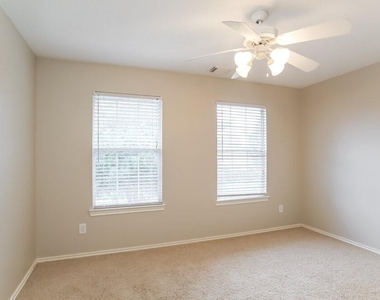 6619 Rockwall Trail Drive - Photo Thumbnail 11