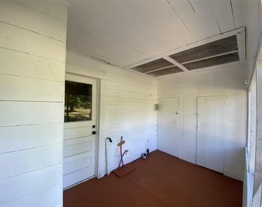 104 5th Street - Photo Thumbnail 17