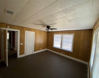 104 5th Street - Photo Thumbnail 9