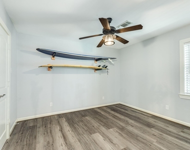 5507 Menard Avenue - Photo Thumbnail 18