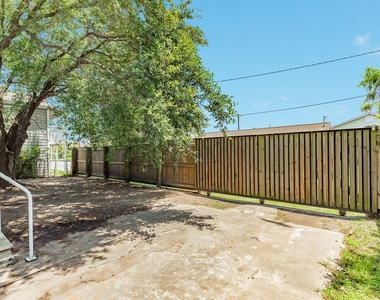 5507 Menard Avenue - Photo Thumbnail 23