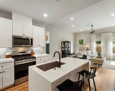 5828 Francis Oak Place - Photo Thumbnail 15
