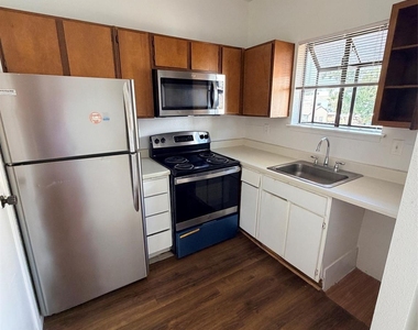 7901 Cambridge Street - Photo Thumbnail 2