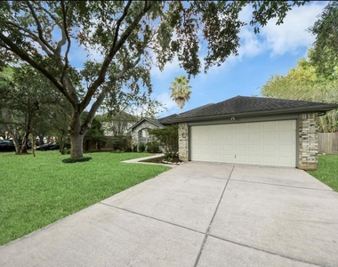223 W New Meadows Drive - Photo Thumbnail 3